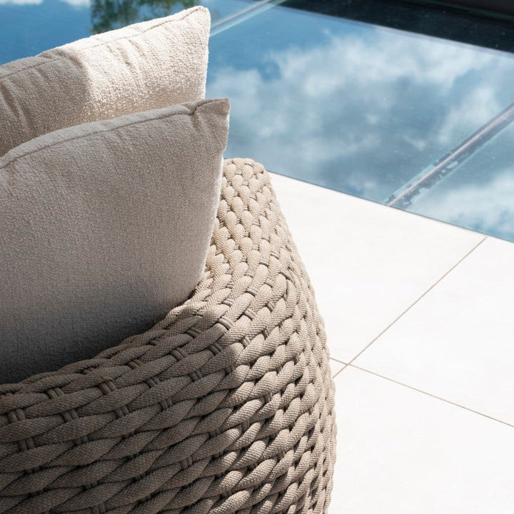 Maxime lounge set in beige braided rope and all-weather cushions