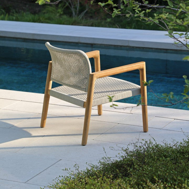 Tolo 1-seat lounge chair in teak and square woven rope