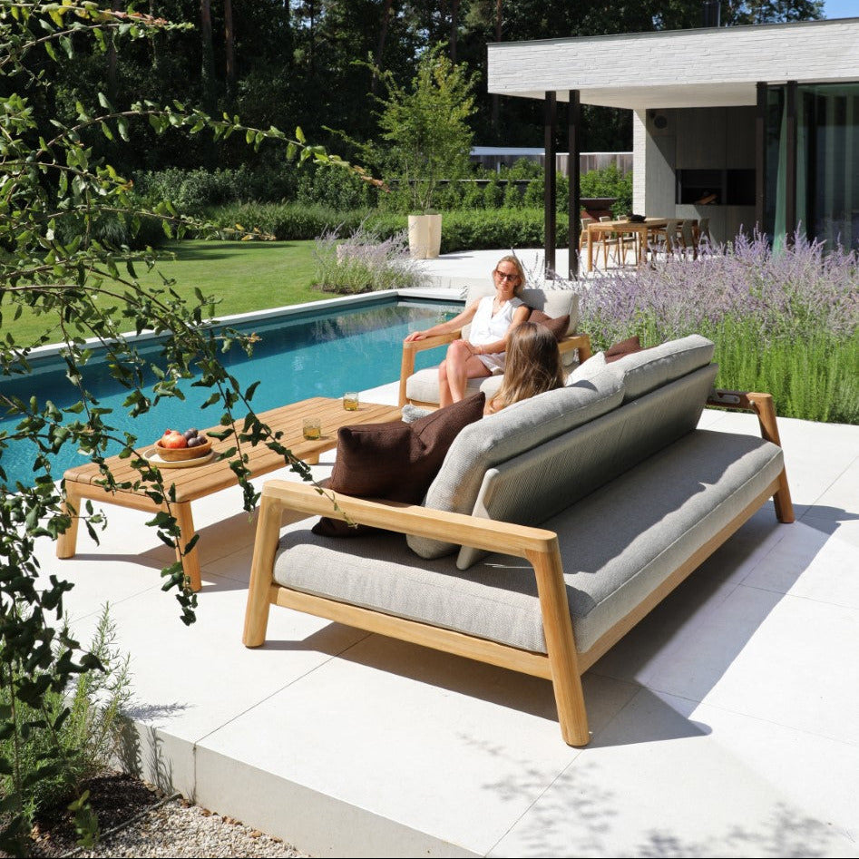 Tolo lounge set in teak and all-weather cushions