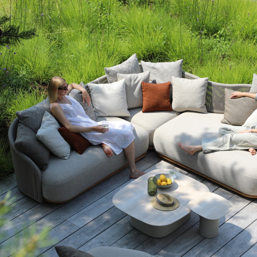 Wave organische hoekset in beige aluminium en taupe rope en all-weather kussens