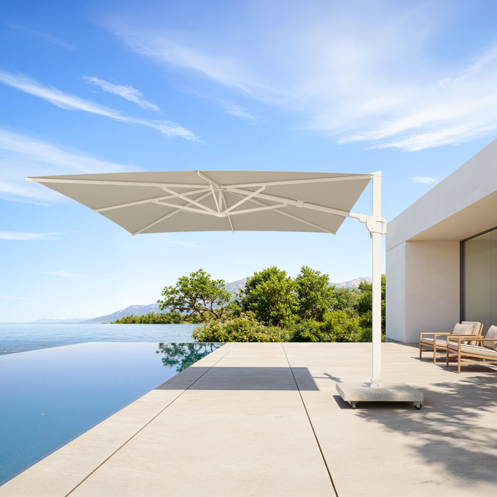 Mallorca zweefparasol wit frame en lichtgrijze parasoldoek + voet + beschermhoes