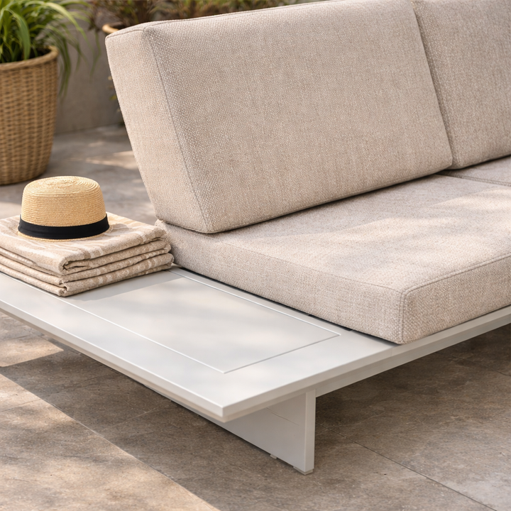 Salon de jardin Fiji en aluminium beige (dune) avec coussins toutes saisons
