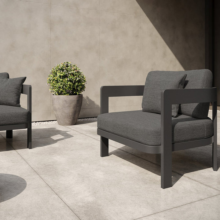 Domani lounge set in antracite (charcoal) aluminium and all-weather cushions